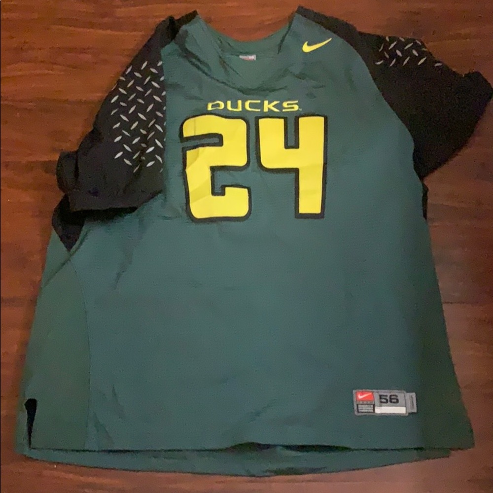 24 Oregon Ducks Nike jersey